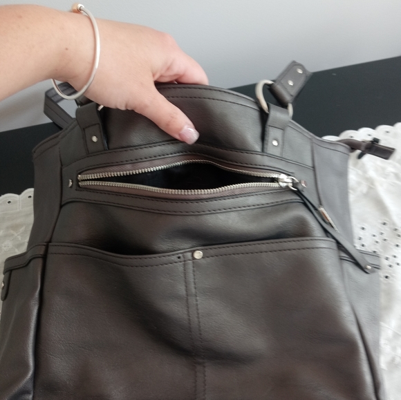 Rosetti Dark grey with a long strap pocketbook. - Picture 3 of 10